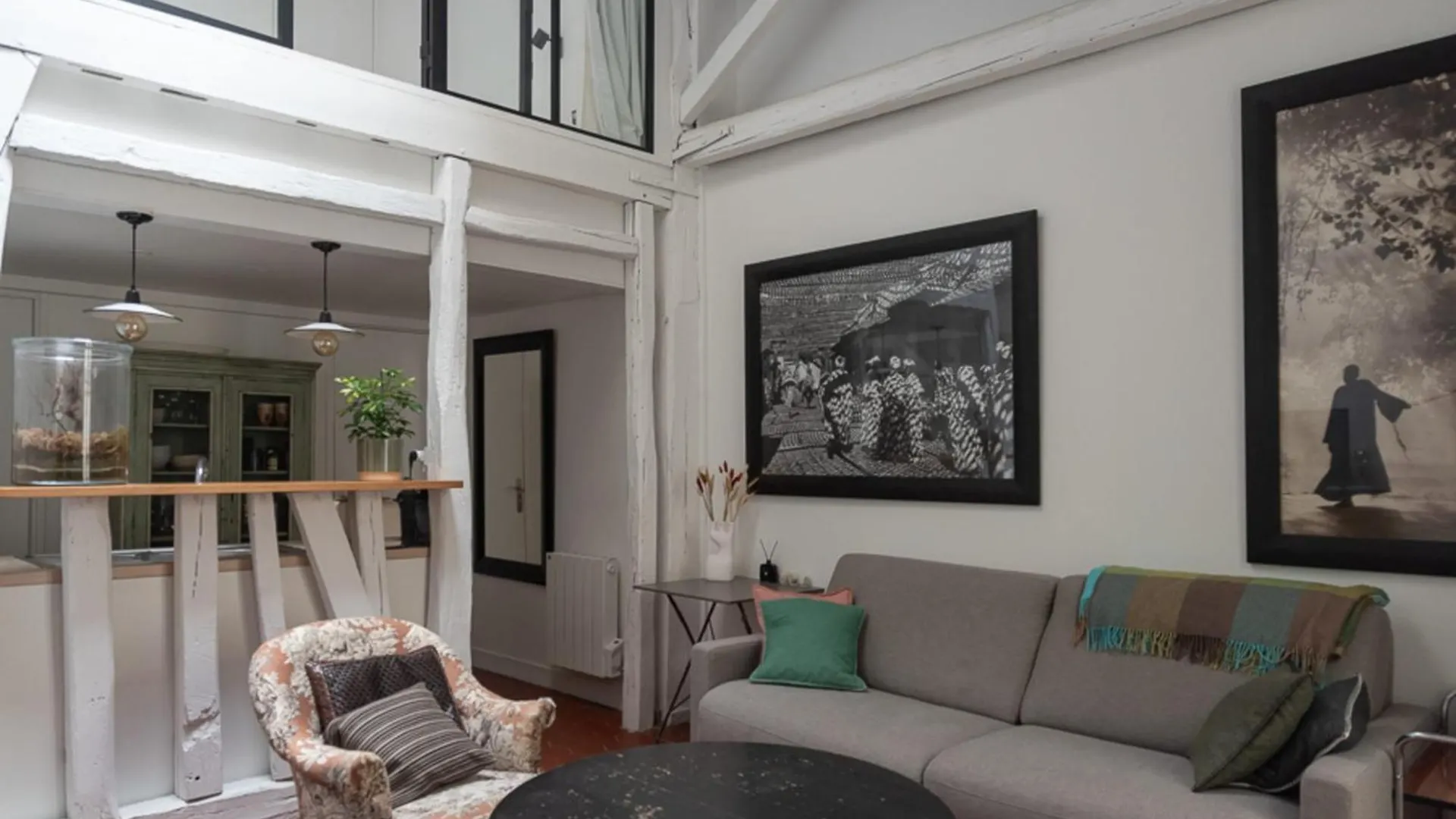Atypical Duplex Near Pere Lachaise
